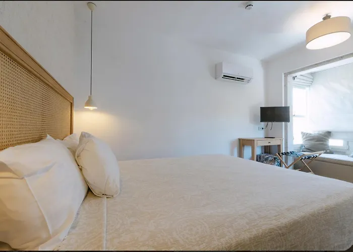 Fiora Alacati Hotel *